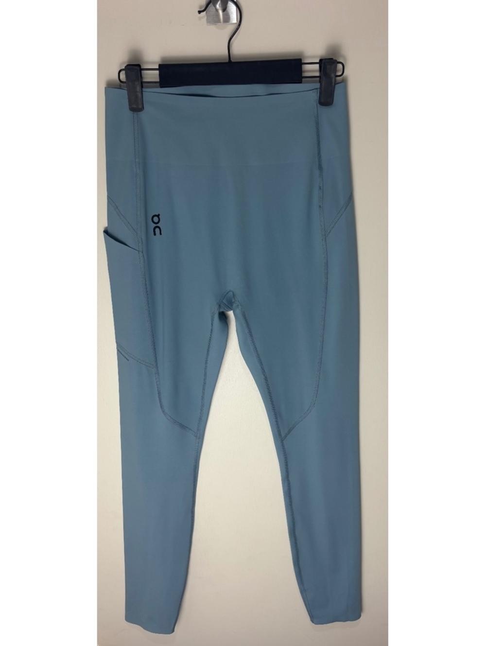 On Running Women’s Movement Tights Long M Coast Blue Leggings NWT